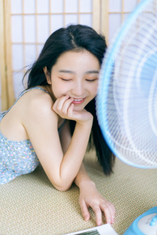 女仆的安慰食物